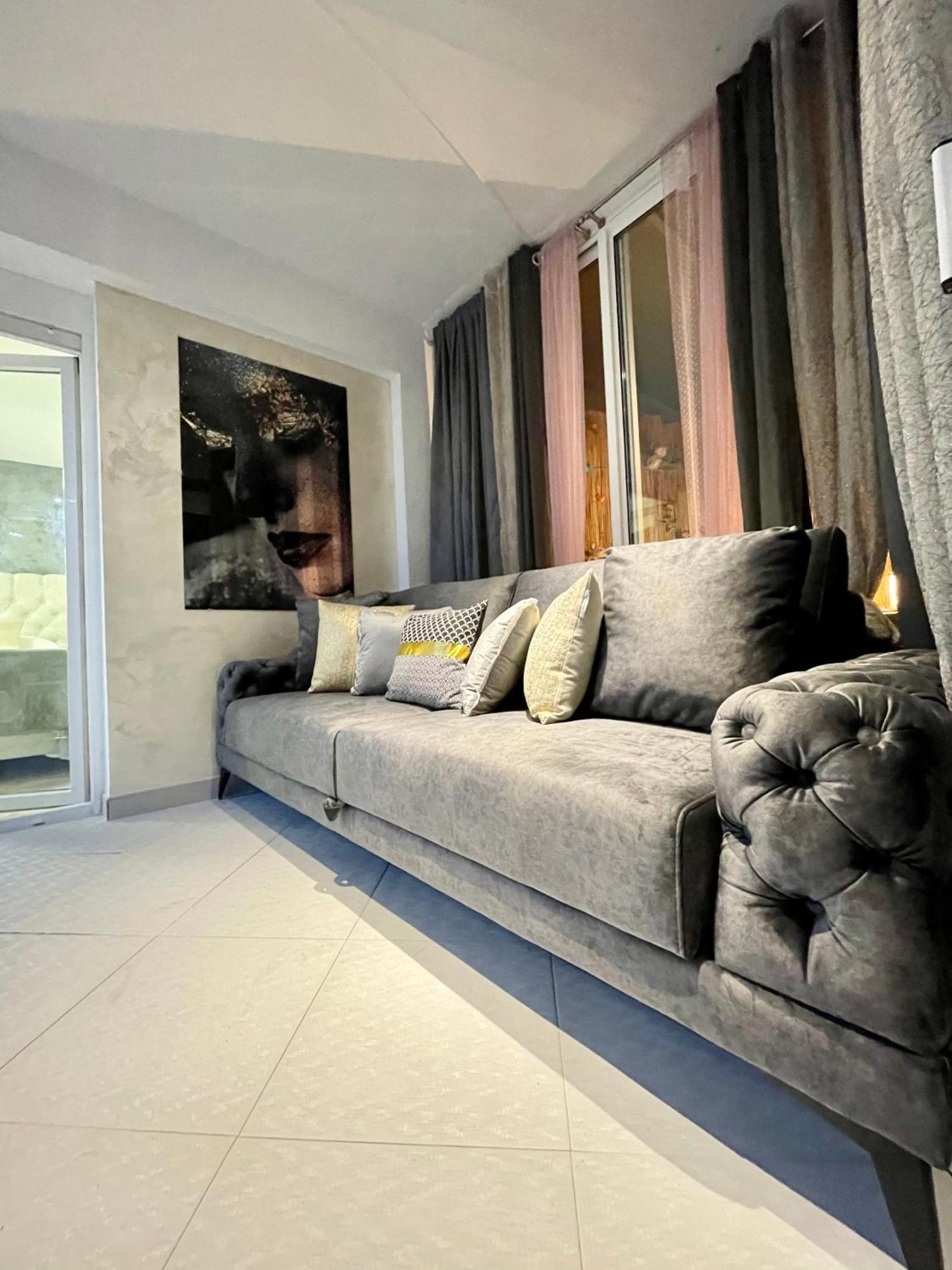 Beachfront Apartment Romilda Makarska Kültér fotó