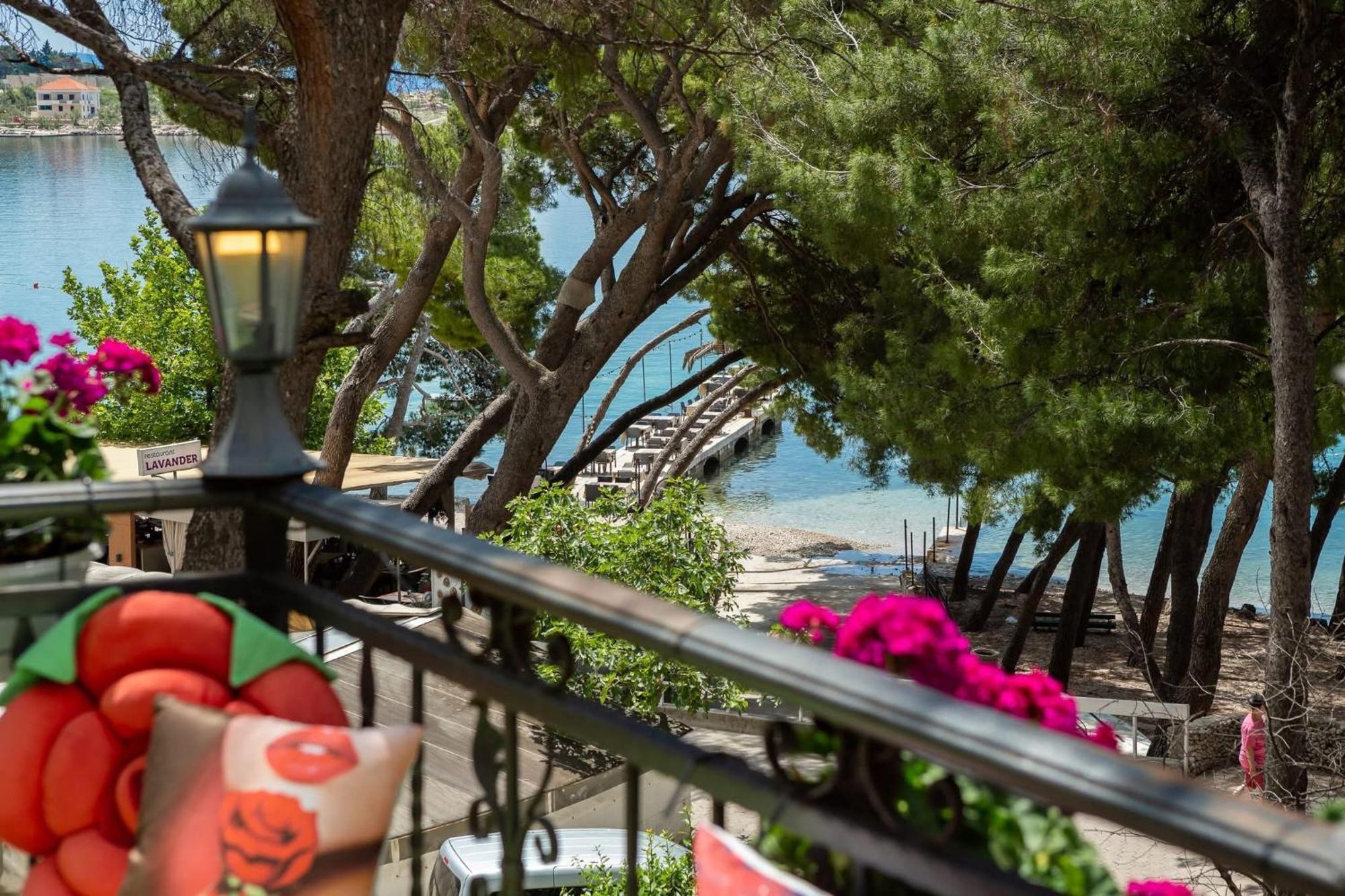 Beachfront Apartment Romilda Makarska Kültér fotó